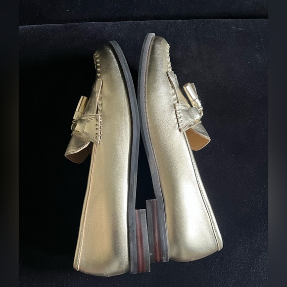 Talbots Tassel Loafers Gold Metallic Genuine Leather Slip-On Shoes Women’s 9M - Picture 2 of 10